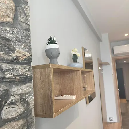 Thalassa Apartment