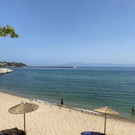 Thalassa Apartament *